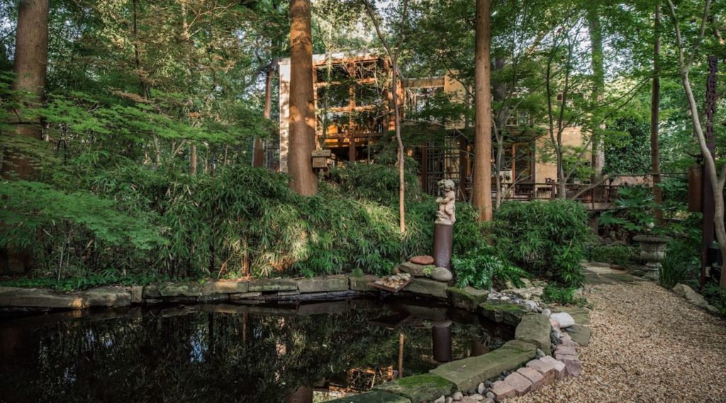 The Best Treehouses In Texas

10. Escape the City to The Extraordinary Treehouse

Location: Dallas, Texas