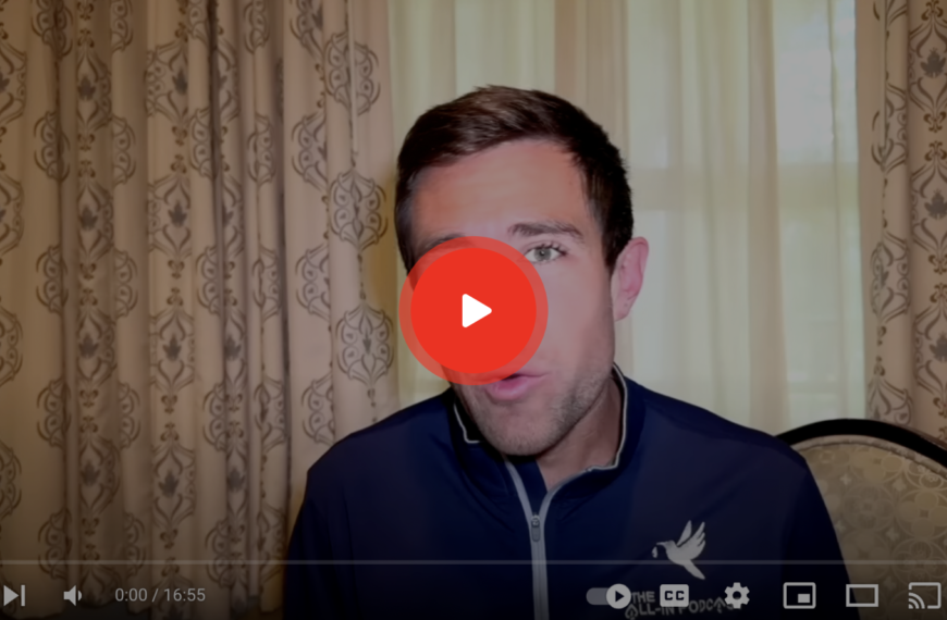 AirBnB vs short term rentals, bookings crash, Vacasa, VCSA, ABNB, declining earnings, housing market, collapse.