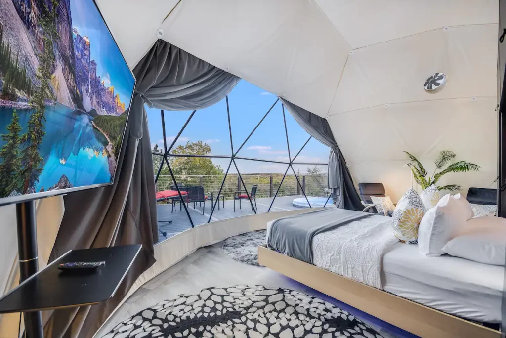 9 Of The Best Glamping Rentals You Can Find In The US