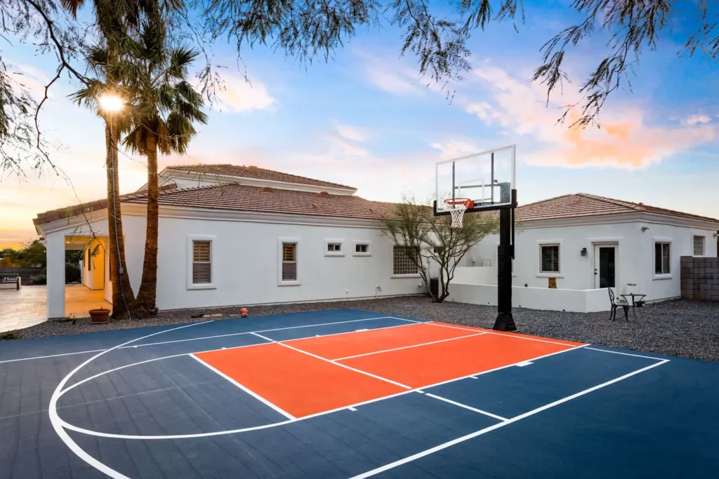 Best Airbnbs for Pickleball Enthusiasts in Arizona