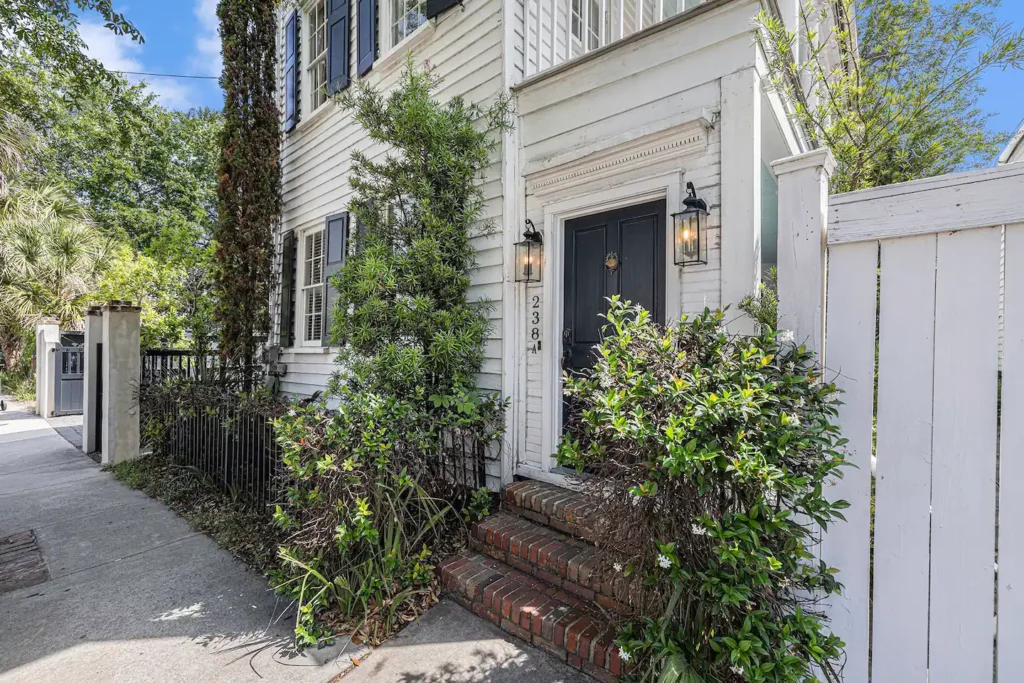 This home is one block off King Street in a neighborhood that is full of great restaurants, coffee shops and shopping!