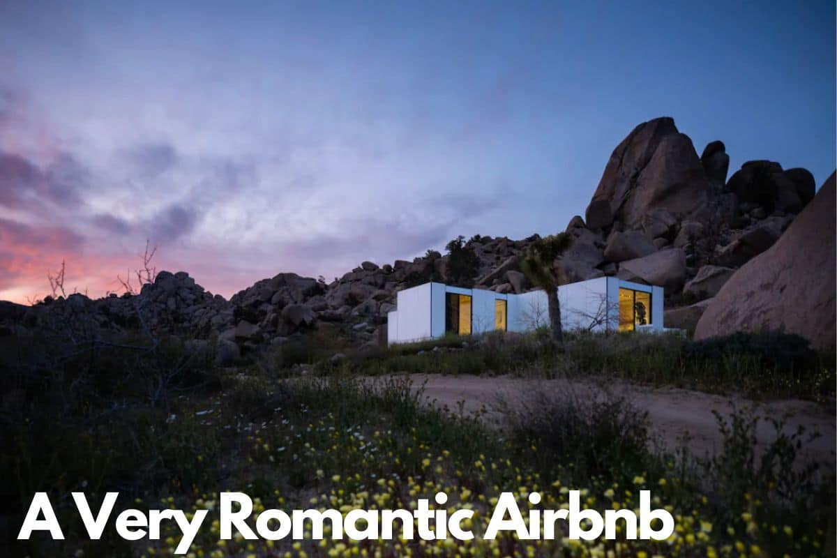 Romantic Airbnb With Hot Tub