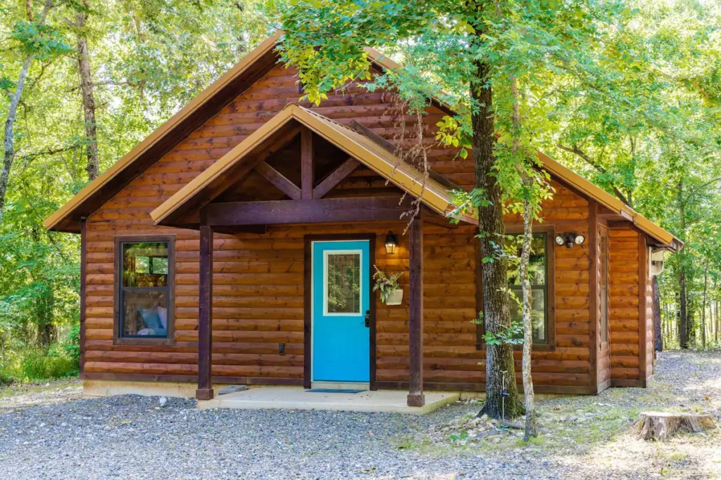 This cabin in Hochatown is the perfect place for your getaway!