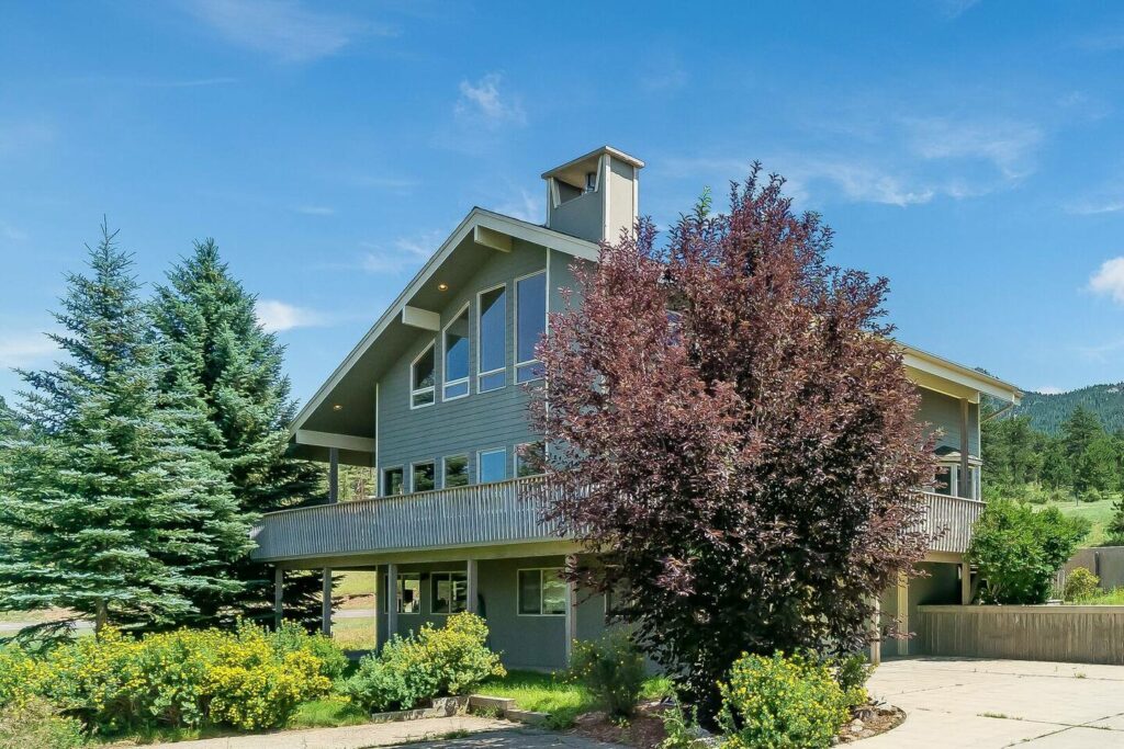 Estes Park Cabins With Hot Tubs - Elkview Lodge
