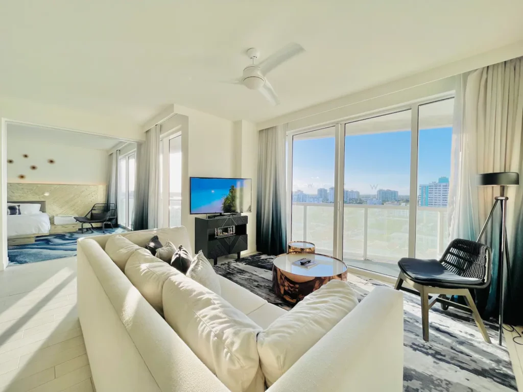 Living room, TV, Water, City views